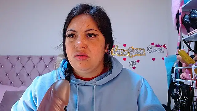 lanaqueen699 online show from 3, 3, 2026