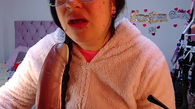 lanaqueen699 online show from 10, 3, 2026