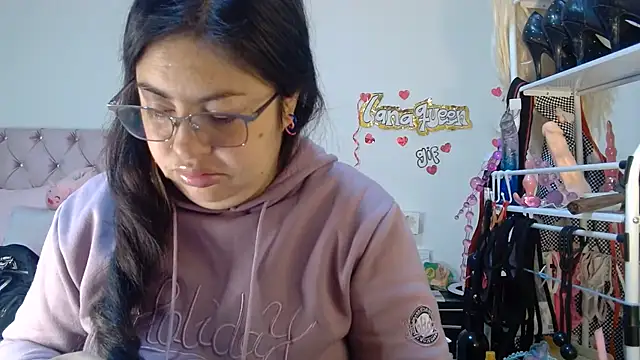 lanaqueen699 online show from 20, 5, 2026