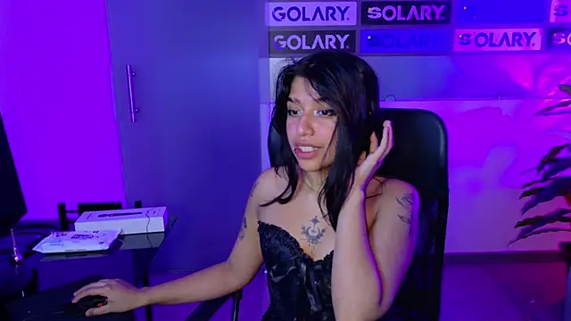Snapshot of UnderBaby_ chatting on 2, 10, 2025 UnderBaby online show from 2, 10, 2025