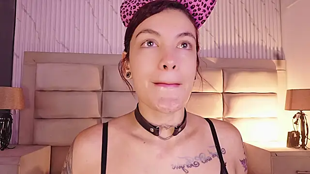 Snapshot of Melany_Luv chatting on 5, 5, 2026 Melany Luv online show from 5, 5, 2026