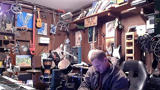 Snapshot of itsjameswebbscope chatting on 4, 11, 2025 itsjameswebbscope online show from 4, 11, 2025