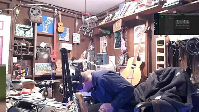 Snapshot of itsjameswebbscope chatting on 3, 12, 2025 itsjameswebbscope online show from 3, 12, 2025