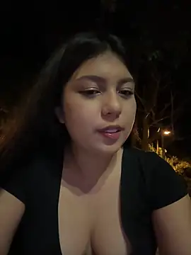 Maii chan online show from 1, 2, 2025