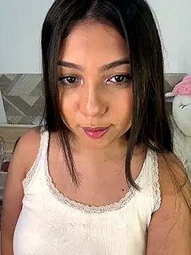 Maii chan online show from 5, 10, 2025