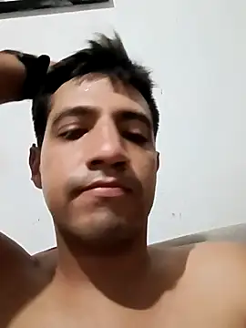 Snapshot of LiosArmando420 chatting on 20, 9, 2025 LiosArmando420 online show from 20, 9, 2025