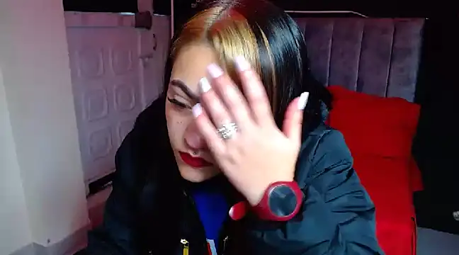 Snapshot of Violettasquirt chatting on 3, 1, 2025 Violettasquirt online show from 3, 1, 2025