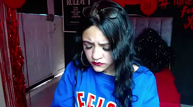 Snapshot of Violettasquirt chatting on 28, 2, 2025 Violettasquirt online show from 28, 2, 2025