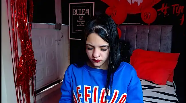 Snapshot of Violettasquirt chatting on 11, 3, 2025 Violettasquirt online show from 11, 3, 2025