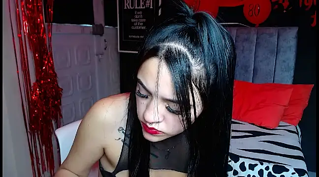 Snapshot of Violettasquirt chatting on 11, 3, 2025 Violettasquirt online show from 11, 3, 2025