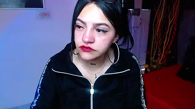 Violettasquirt online show from 8, 1, 2026