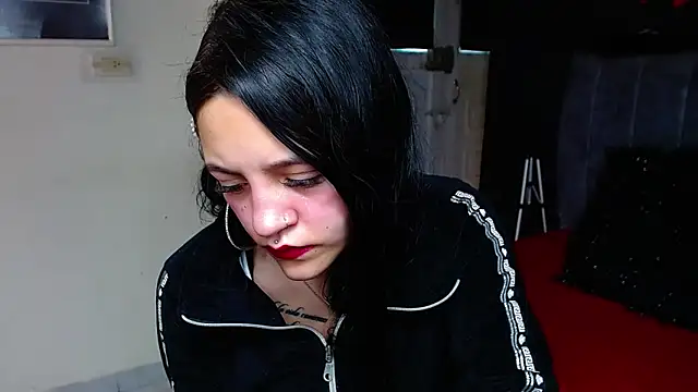 Violettasquirt online show from 11, 2, 2026