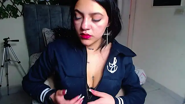 Snapshot of Violettasquirt chatting on 13, 6, 2026 Violettasquirt online show from 13, 6, 2026
