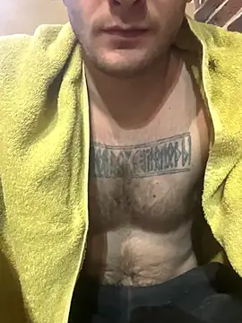 Snapshot of red_red00 chatting on 2, 11, 2025 red red00 online show from 2, 11, 2025