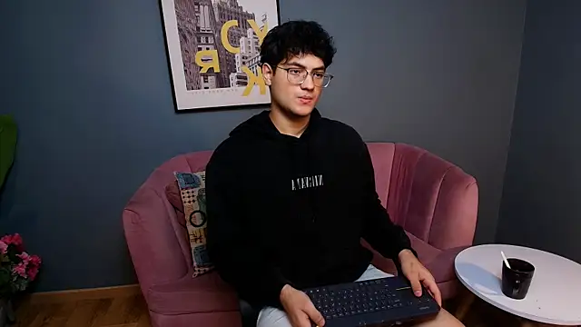 Snapshot of Mark_Evans1_ chatting on 12, 3, 2025 Mark Evans1  online show from 12, 3, 2025