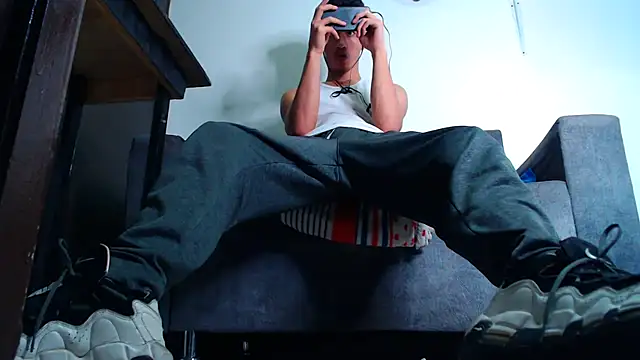 Snapshot of mastersmits chatting on 1, 2, 2025 mastersmits online show from 1, 2, 2025