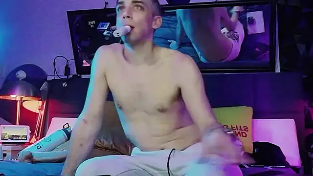 Funsizedshenanigans online show from 5, 3, 2026