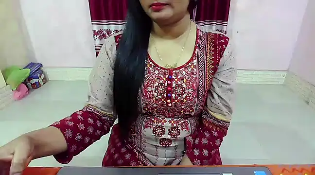 LovelyRose69 online show from 5, 1, 2025