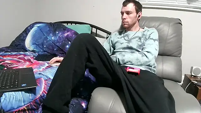 Snapshot of Boogieflex1 chatting on 11, 11, 2025 Boogieflex1 online show from 11, 11, 2025