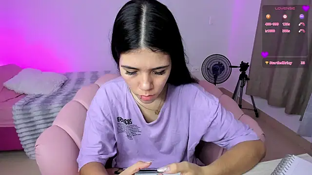 sofi cute01 online show from 5, 2, 2025