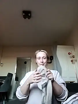 Snapshot of Teagan_B chatting on 10, 12, 2024 Teagan B online show from 10, 12, 2024