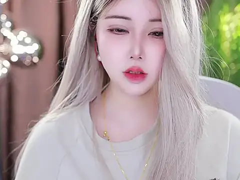 Snapshot of Qiaoqiao_ chatting on 20, 2, 2025 Qiaoqiao online show from 20, 2, 2025