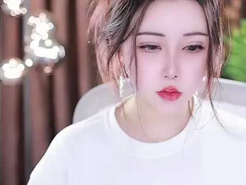 Snapshot of Qiaoqiao_ chatting on 5, 3, 2025 Qiaoqiao online show from 5, 3, 2025