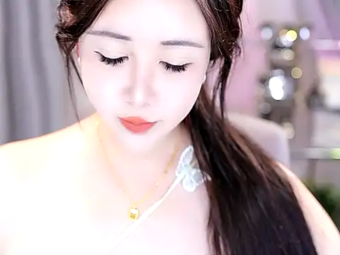 Snapshot of Qiaoqiao_ chatting on 18, 10, 2025 Qiaoqiao online show from 18, 10, 2025