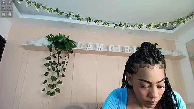 Snapshot of flavia_cruz chatting on 30, 9, 2025 flavia cruz online show from 30, 9, 2025