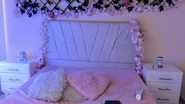 baby kaliope online show from 12, 12, 2024