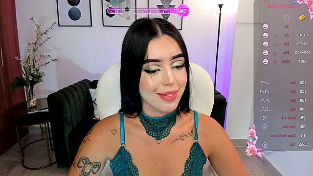 Snapshot of zoee_jackson chatting on 18, 1, 2025 zoee jackson online show from 18, 1, 2025