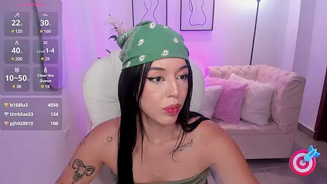 Snapshot of zoee_jackson chatting on 13, 2, 2025 zoee jackson online show from 13, 2, 2025