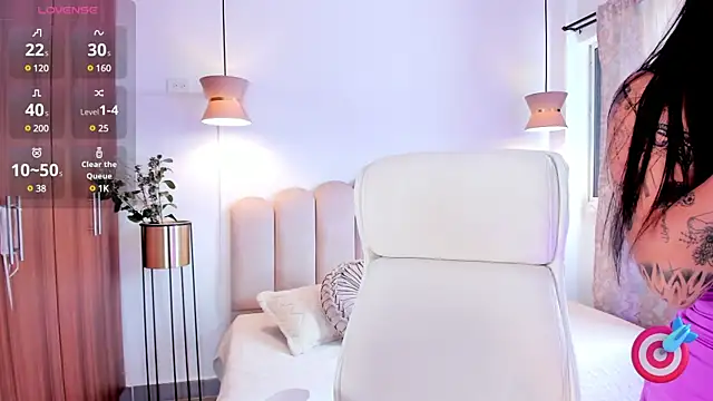 Snapshot of zoee_jackson chatting on 24, 2, 2025 zoee jackson online show from 24, 2, 2025