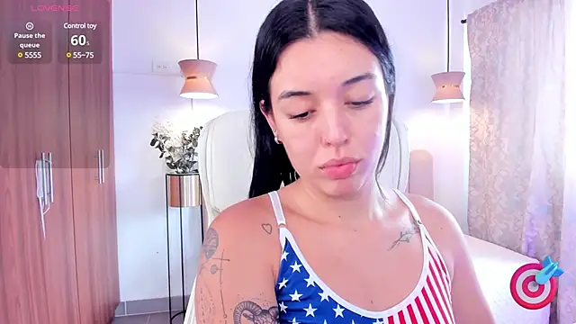 Snapshot of zoee_jackson chatting on 25, 2, 2025 zoee jackson online show from 25, 2, 2025