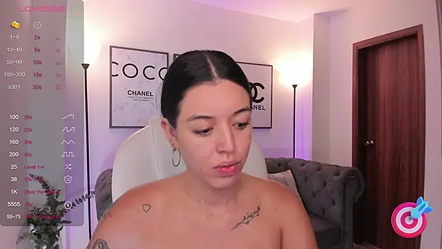 Snapshot of zoee_jackson chatting on 1, 3, 2025 zoee jackson online show from 1, 3, 2025