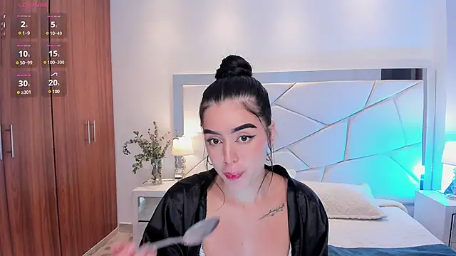 Snapshot of zoee_jackson chatting on 12, 3, 2025 zoee jackson online show from 12, 3, 2025