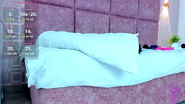 Snapshot of LilitRobins chatting on 14, 12, 2024 LilitRobins online show from 14, 12, 2024