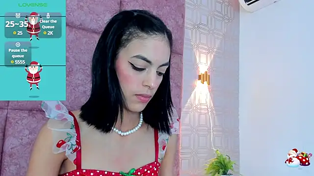 Snapshot of LilitRobins chatting on 15, 12, 2024 LilitRobins online show from 15, 12, 2024