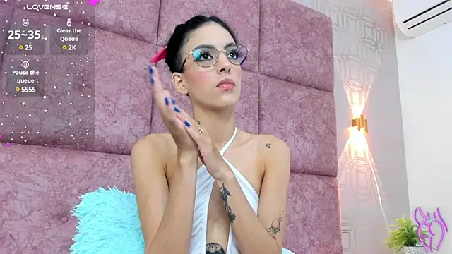 Snapshot of LilitRobins chatting on 17, 1, 2025 LilitRobins online show from 17, 1, 2025