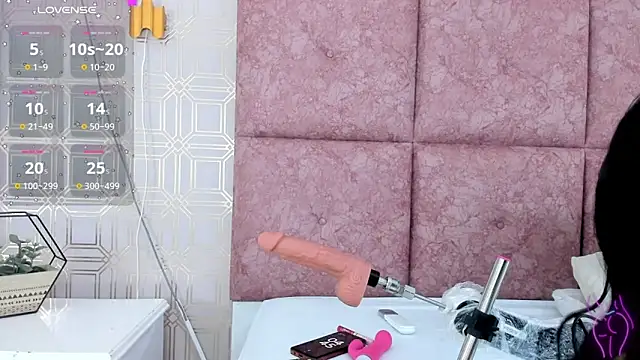 Snapshot of LilitRobins chatting on 25, 1, 2025 LilitRobins online show from 25, 1, 2025