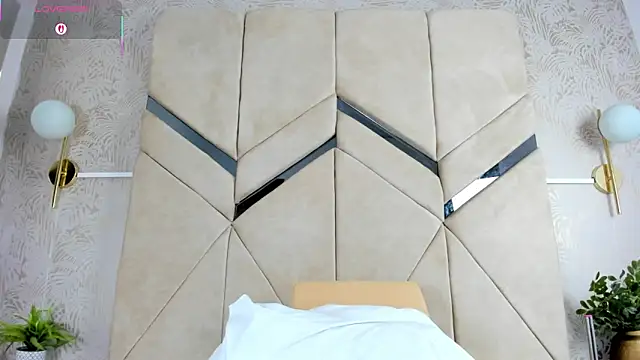 Snapshot of LilitRobins chatting on 24, 10, 2025 LilitRobins online show from 24, 10, 2025