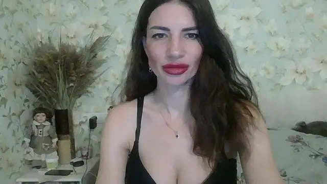 Snapshot of KikoBirds29 chatting on 14, 2, 2025 KikoBirds29 online show from 14, 2, 2025
