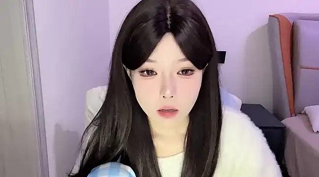 Snapshot of Q-ing chatting on 19, 3, 2025 Q-ing online show from 19, 3, 2025