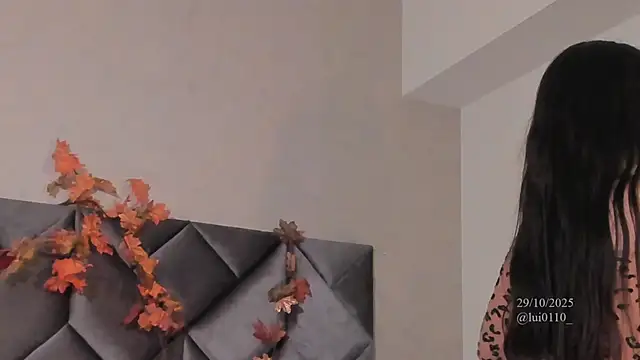 Luisa0110 online show from 29, 10, 2025