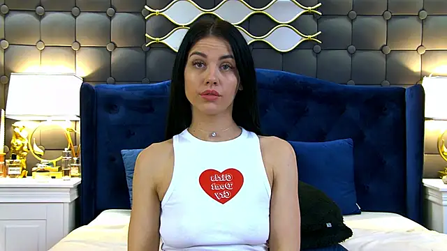 Snapshot of LeyaCass chatting on 20, 2, 2025 LeyaCass online show from 20, 2, 2025