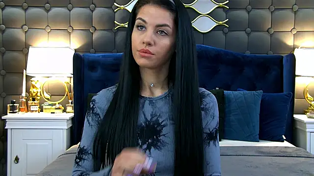 Snapshot of LeyaCass chatting on 27, 2, 2025 LeyaCass online show from 27, 2, 2025