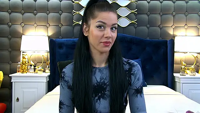 Snapshot of LeyaCass chatting on 15, 3, 2025 LeyaCass online show from 15, 3, 2025