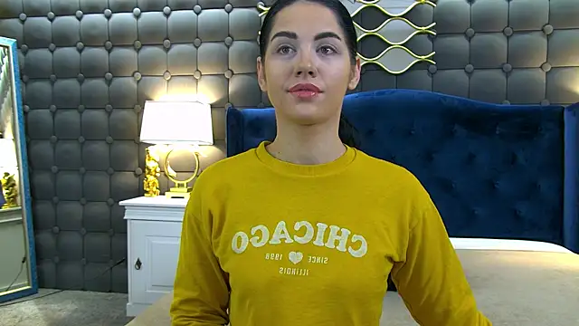 Snapshot of LeyaCass chatting on 30, 11, 2025 LeyaCass online show from 30, 11, 2025