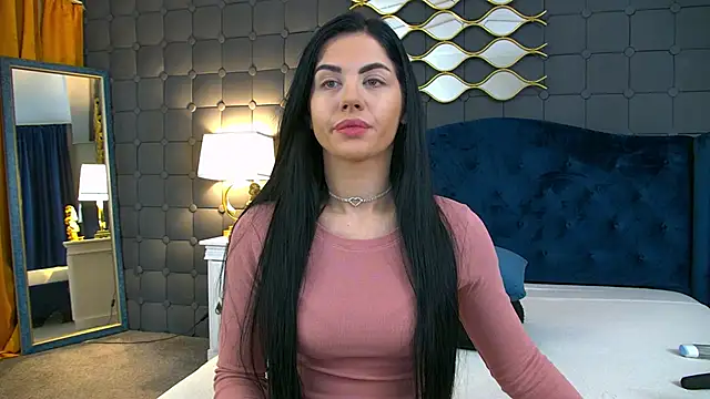 Snapshot of LeyaCass chatting on 10, 1, 2026 LeyaCass online show from 10, 1, 2026