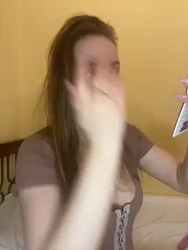 Snapshot of EdnaBradley chatting on 22, 2, 2026 EdnaBradley online show from 22, 2, 2026